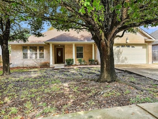 905 E Olympic Dr, Pflugerville, TX 78660