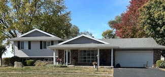 101 Rhine Blvd, Arthur, IL 61911