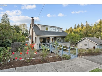 1407 Jackson St, Oregon City, OR 97045