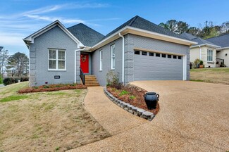 1604 Grayson Cir, Jasper, AL 35501