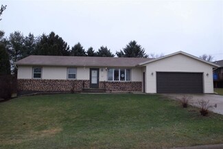 409 E 12th St, Pecatonica, IL 61063