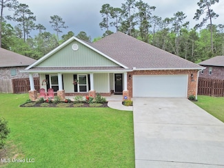 11195 Shorecrest Rd, Biloxi, MS 39532