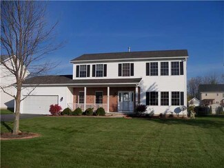 71 Christina Dr, North Chili, NY 14514