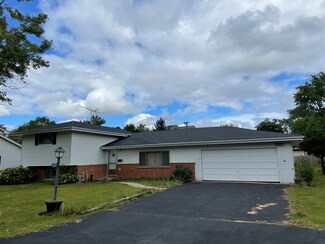 2927 Peachgate Ct, Glenview, IL 60026