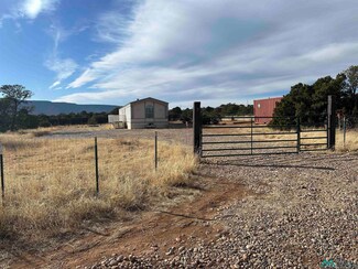 7 Arrowhead Rd, Ilfeld, NM 87565