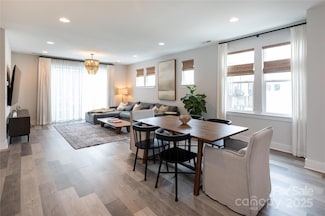 2254 Electric Ln, Charlotte, NC 28205