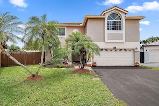 19561 NW 82nd Ct, Hialeah, FL 33015