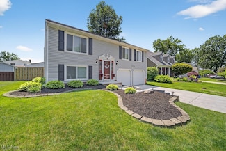 5443 Oakridge Dr, Willoughby, OH 44094