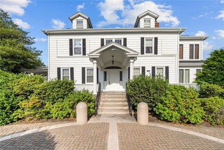 1874 Main Rd, Tiverton, RI 02878