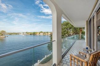 19707 Turnberry Way Unit TH-6, Aventura, FL 33180