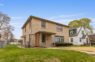 3745 S Austin St, Milwaukee, WI 53207
