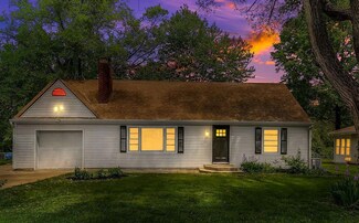 1910 Ottawa St, Leavenworth, KS 66048