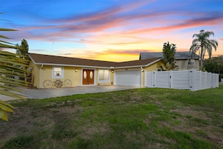 4824 Beacon Rd, Palmetto, FL 34221