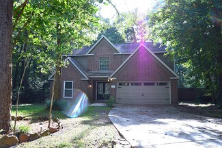2 Arnica Ct, Spring, TX 77381