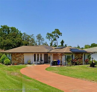 221 Thrush Ave, Sebring, FL 33870
