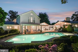 320 -1/2 Mansion Dr, Alexandria, VA 22302