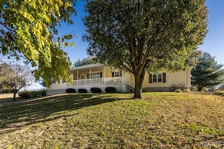 40 Ridge St, Moro, IL 62067