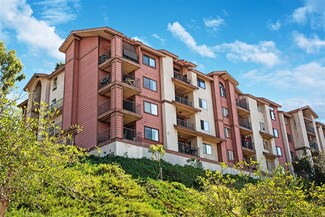 5985 Dandridge Ln Unit 90, San Diego, CA 92115