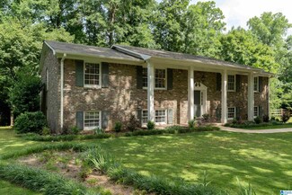 2761 Altadena Lake Dr, Vestavia, AL 35243