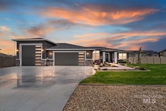 24822 Thunder Cloud St, Middleton, ID 83644