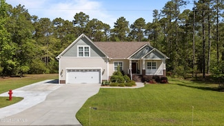 2312 Caracara Dr, New Bern, NC 28560