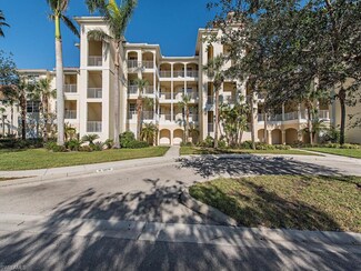 4853 Hampshire Ct Unit 3-202, Naples, FL 34112