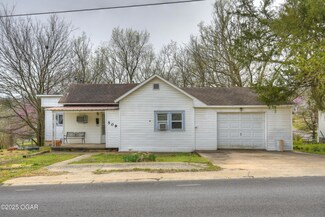509 W Sherman St, Neosho, MO 64850