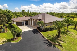 3223 4th Ave NE, Naples, FL 34120