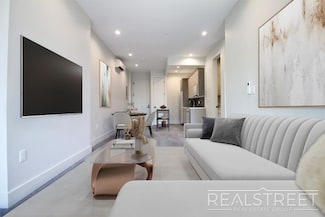 697 Dekalb Ave Unit 3F, Brooklyn, NY 11216