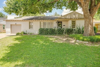 3937 Weyburn Dr, Fort Worth, TX 76109