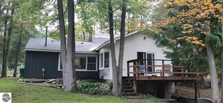 111 S Towerline Rd, Whittemore, MI 48770