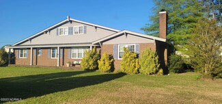 300 Anderson Dr, Robersonville, NC 27871