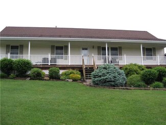 100 Pigeon Creek Rd, Eighty Four, PA 15330