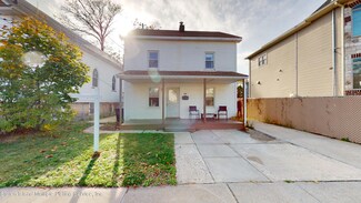 260 Wood Ave, Staten Island, NY 10307