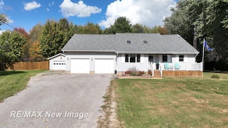 6037 Scott Rd, Mount Morris, MI 48458