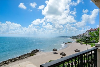7433 Fisher Island Dr Unit 7433, Miami Beach, FL 33109