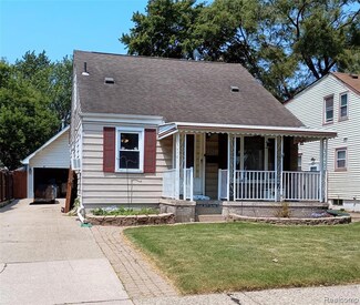 26827 La Salle St, Roseville, MI 48066