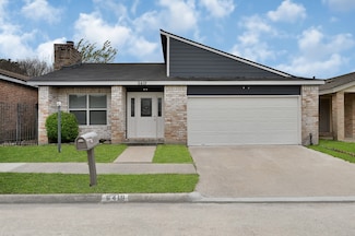 6419 Briar Terrace Dr, Houston, TX 77072