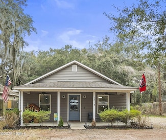 1314 Talbird Rd, Beaufort, SC 29902