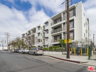 3061 W 12th Place Unit 202, Los Angeles, CA 90006