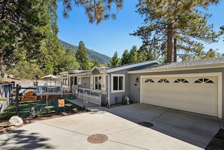 25001 Rim Rock Rd, Idyllwild-Pine Cove, CA 92549