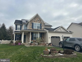 1416 Wheatfield Dr, York, PA 17408