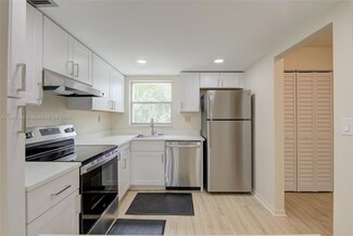 8503 Old Country Manor Unit 324, Davie, FL 33328