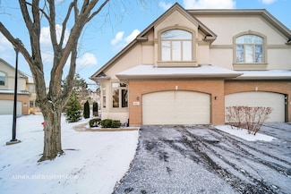 921 W Chesterfield Ct Unit 93, Palatine, IL 60067
