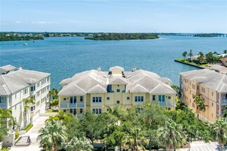 7 Royal Palm Point Unit 1W, Vero Beach, FL 32960