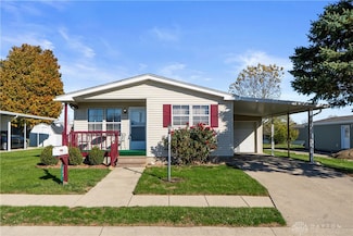 123 S Point Dr, Fairborn, OH 45324