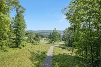 572 Cross River Rd, Katonah, NY 10536