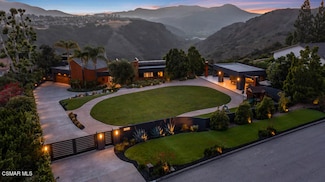 1897 Calle Salto, Thousand Oaks, CA 91360