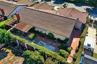 925 E La Veta Ave, Orange, CA 92866