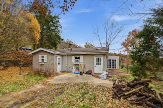 363 Hidden Valley Rd, Highland Heights, KY 41076